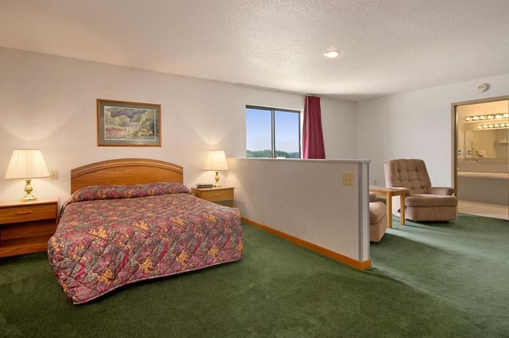 Econo Lodge Maquoketa Room photo